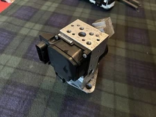 Mercedes-Benz R129 SL500 ABS Pump Bosch OEM 98-02