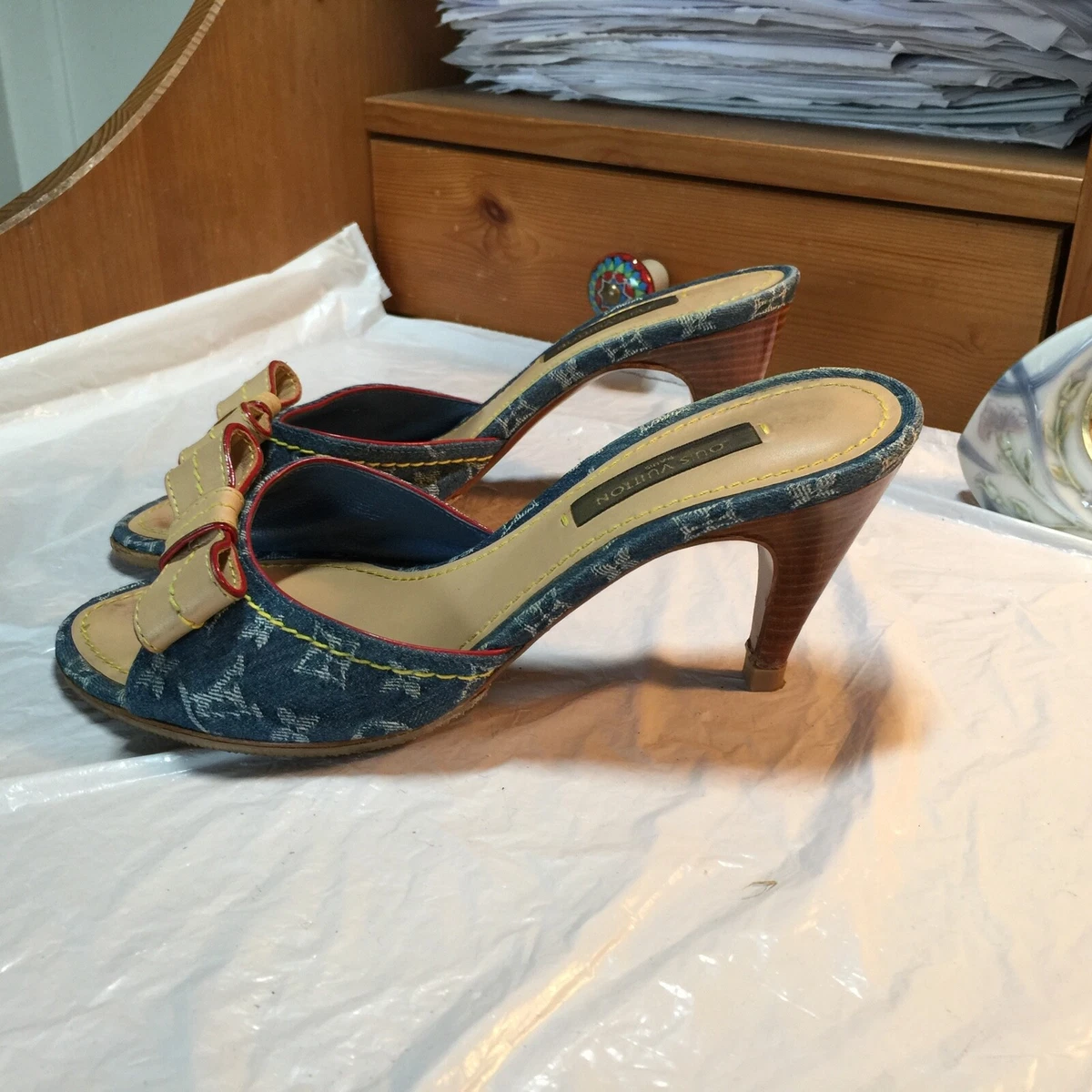 LOUIS VUITTON SILHOUETTE MULE in DENIM. SIZE US 6 N / LV 36 N