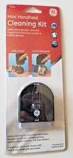 Brand NEW Handheld Cellphone Cleaning Kit Removes dust, dirt  fingerprints 