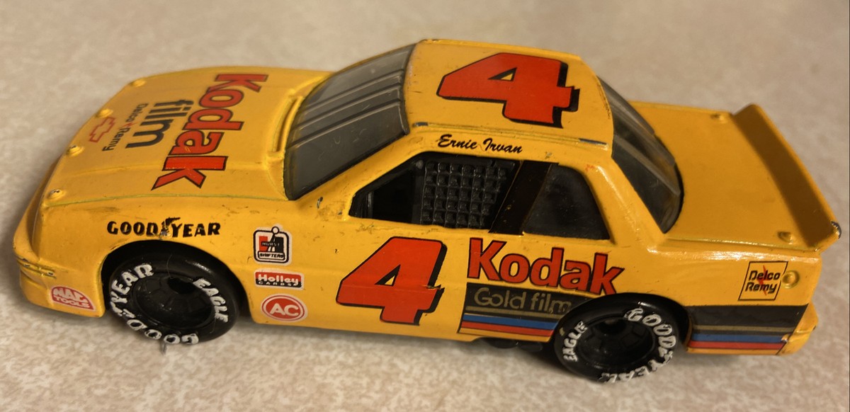 Ernie Irvan #4 Kodak 1992 1:43 Matchbox Specials Lumina Stock Car