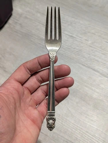 INTERNATIONAL ROYAL DANISH STERLING SILVER DINNER FORK 7 1/8" NO MONOGRAM