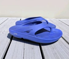 Oofos "Oolala" Blue Recovery Thong Sandals Women's 10 Men's 8 Comfort EU 41 Shoe