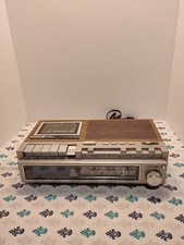 vintage General Electric GE AM/FM clock radio and cassette player, 7-4975C.