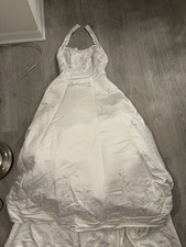 Wedding Dress Long Sleeve Lots of lace And Beads Long Train