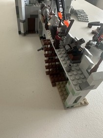 LEGO The Lord of the Rings: The Battle of Helm's Deep (9474)