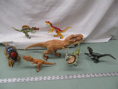 Jurassic World Dinosaur Lot Set Mechanical Figures Predators Carnivores  T-Rex