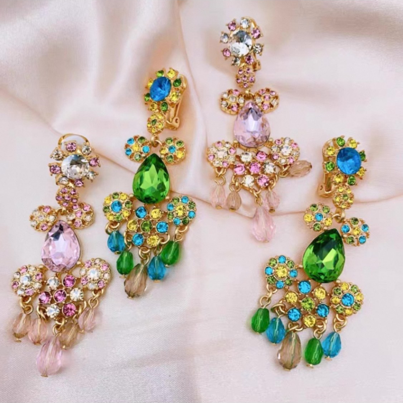 OSCAR DE LA RENTA Gold Plated Green Yellow Crystal Rhinestone Drop Earrings