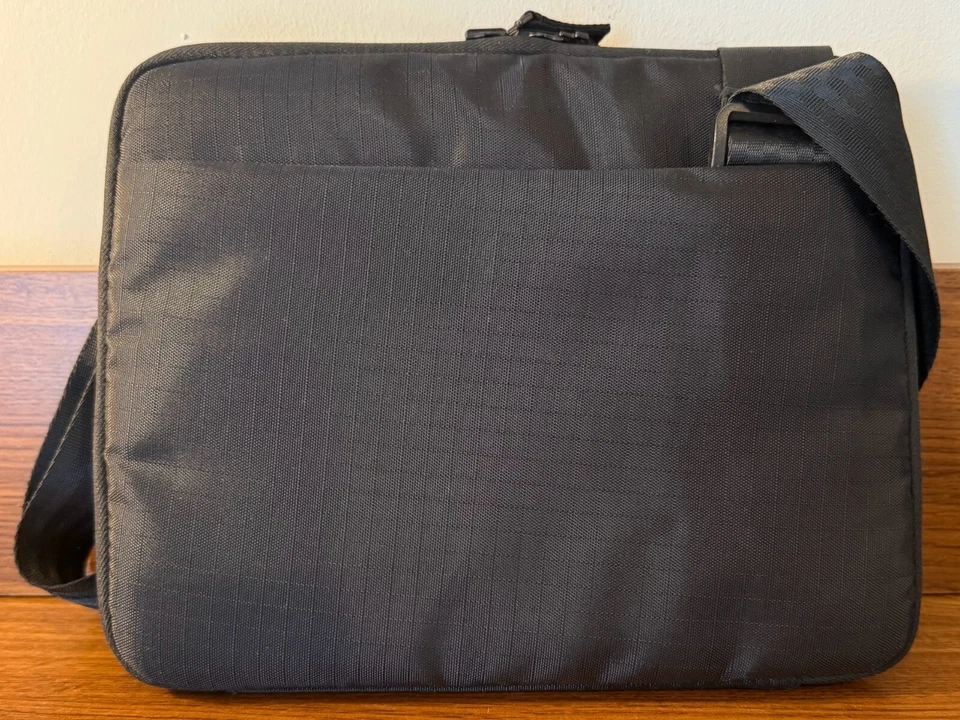 Funda Philips iPad Mini/Tablet/E-Reader Negra con Correa para el Hombro Foto 2 de 3