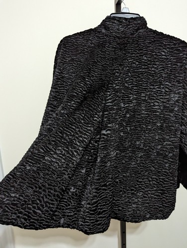 Tahari Women’s Plus Adriella Black Cropped Faux Fur Jacket Pleat Coat 1X - Picture 12 of 13