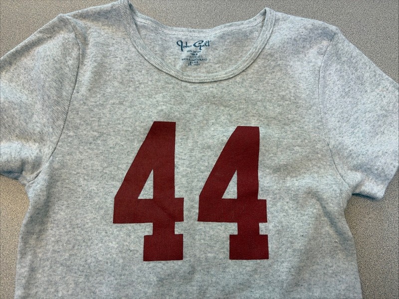 BRANDY MELVILLE “44" COTTON T-SHIRT JOHN GALT S/SLEEVES GRAY EUC ONE SIZE TEENS