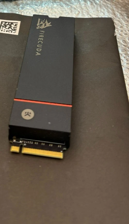 Seagate FireCuda 530 500GB NVMe Internal SSD with Heatsink - Image 3 of 4