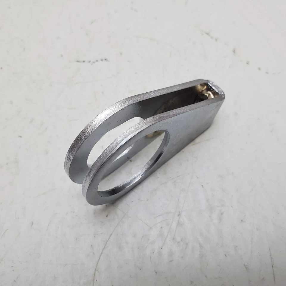 Suzuki TC250 T20 1969 eje de cadena lateral izquierdo ajuste tensor 61420-11600 Foto 3 de 4