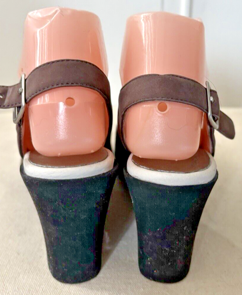 APL Andre Assous sandali con zeppa scamosciati marroni scarpe donna tg 8M Jori 2 come nuovi!