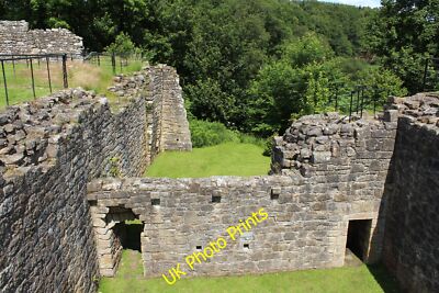 Foto 12x8 Traverse Wall, Craignethan Castle Crossford\/NS8246 um 2015