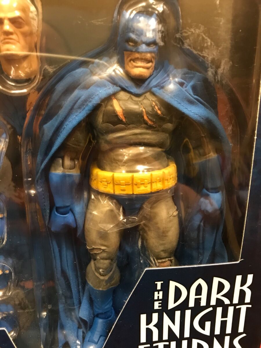 🔥 Medicom Mafex 119 Dark knight Returns BATMAN TRIUMPHANT 6 🔥 Medicom Mafex 119 Dark knight Returns BATMAN TRIUMPHANT 6