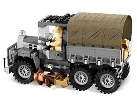 LEGO&reg; Indiana Jones 7622-1 Race for the Stolen Treasure