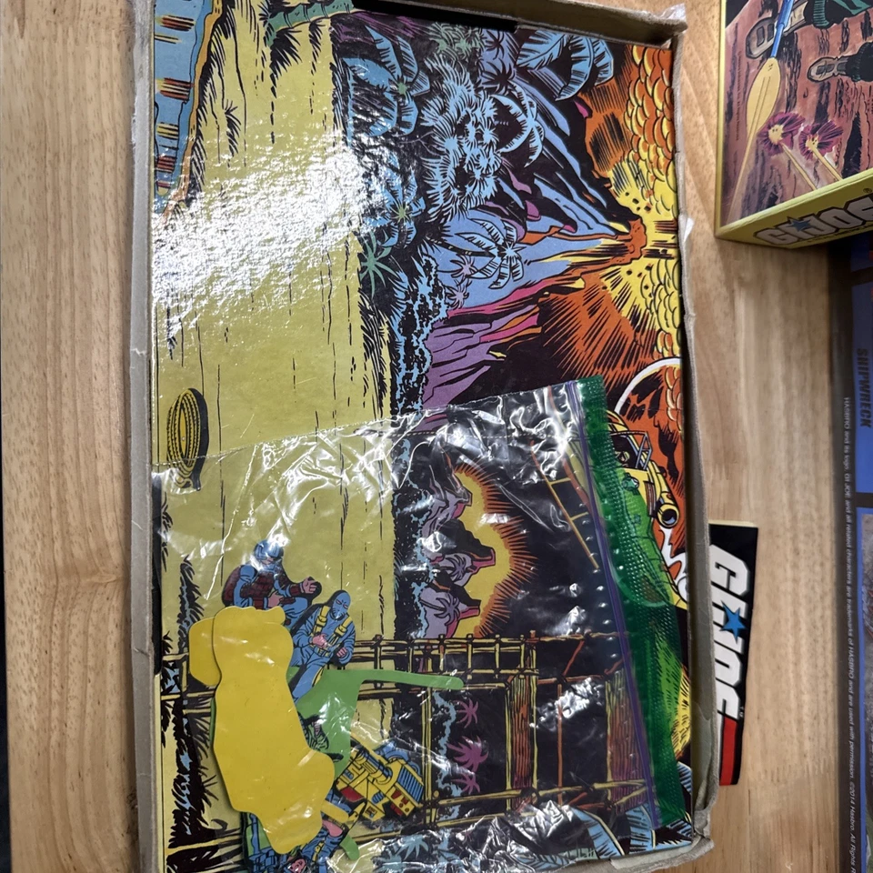 GI Joe Real American Hero Colorforms Play w Box Playboard 1982 Plus Puzzle !! - Image 3 of 4