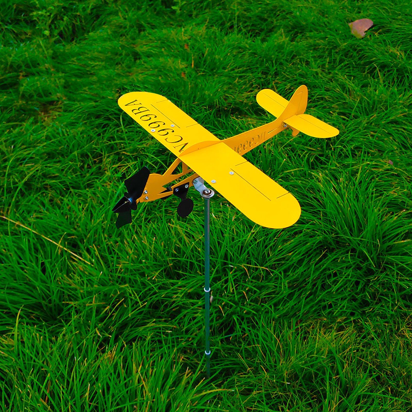Metal Airplane Weathervane Rust Resistant Wind Spinner For Patio Yard Excellent