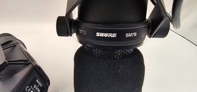Shure SM7B Gesangsmikrofon & Rode SVM Stereo VideoMic Bundle | Studio & Vlog | TOP