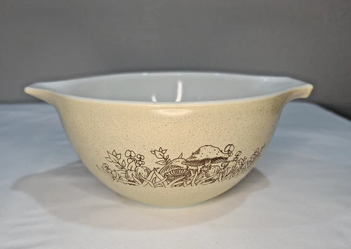 Vintage PYREX 441 Forest Fancies Mushroom Cinderella Nesting Mixing Bowl 750ml