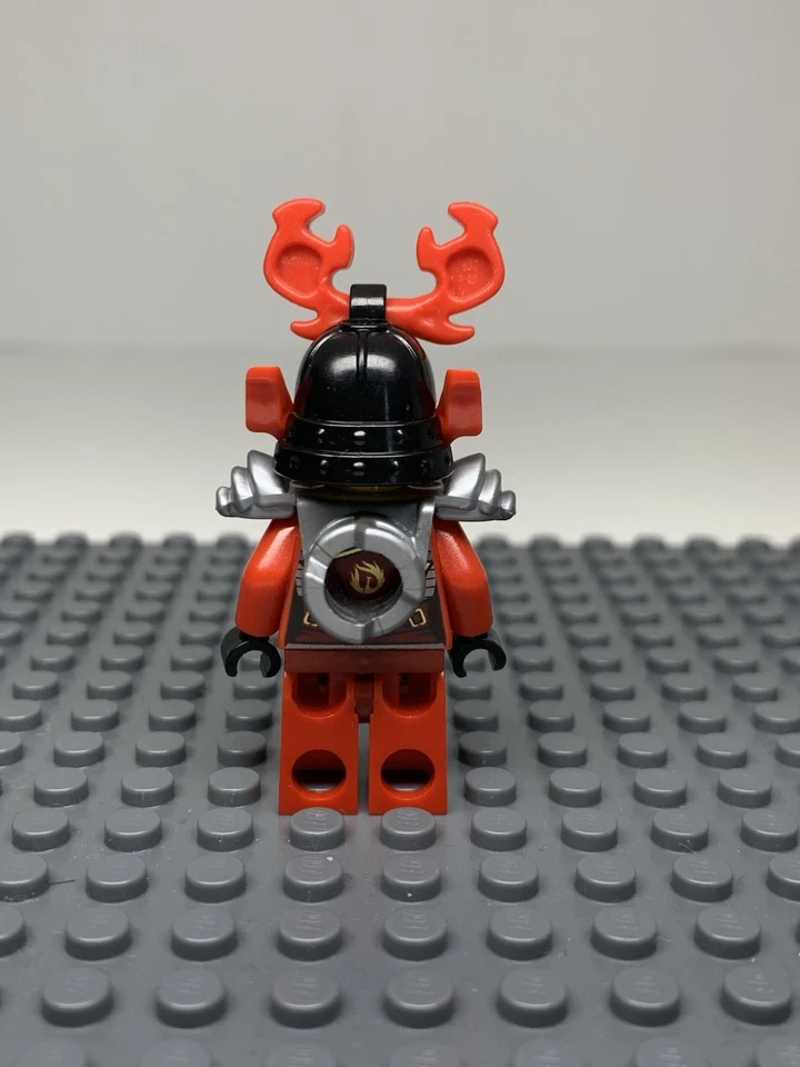 Minifigura Lego Ninjago Kai Zx B Njo032 - Imagem 3 de 3