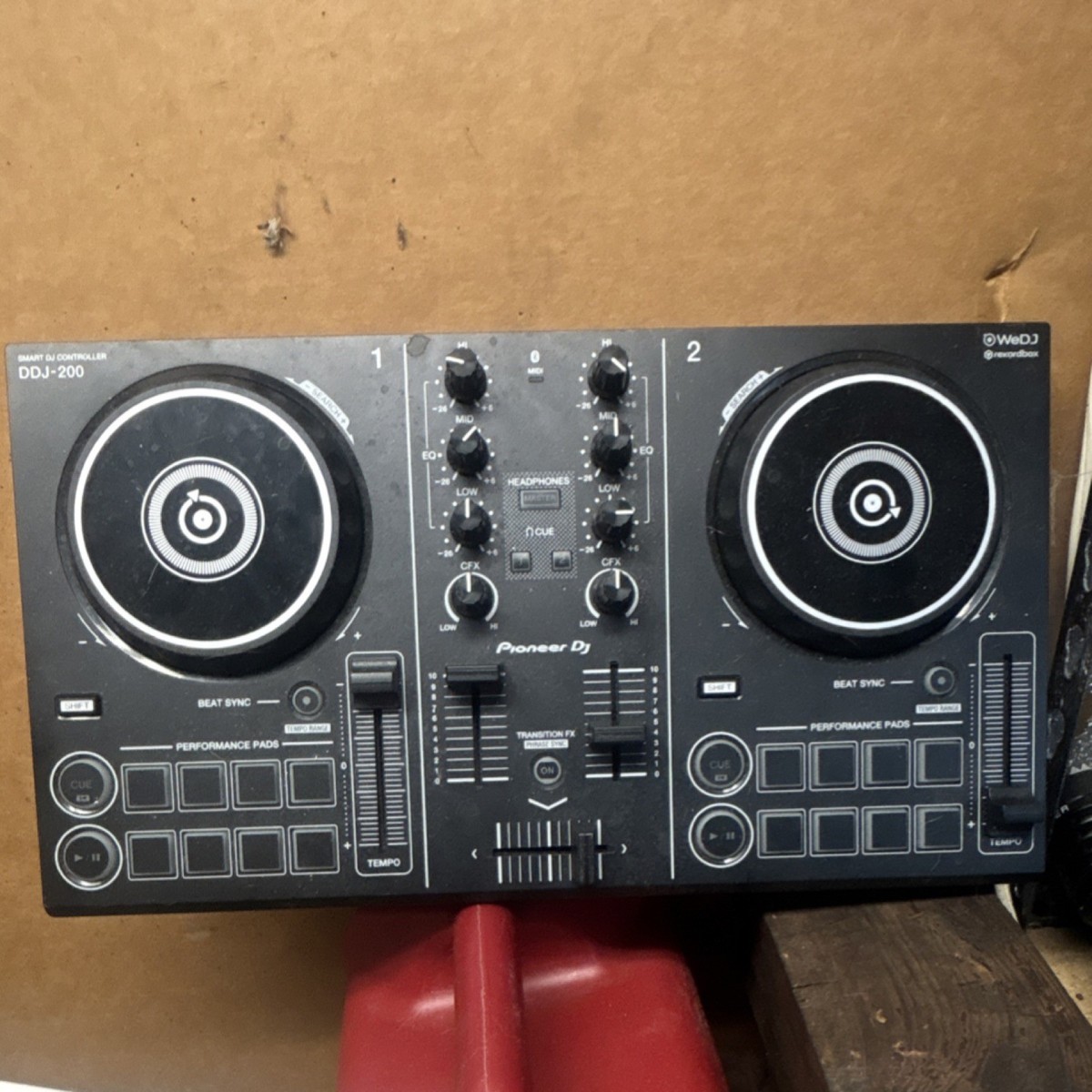 Pioneer DJ DDJ-200 Double Deck Controller, Mixer, Performance Pads