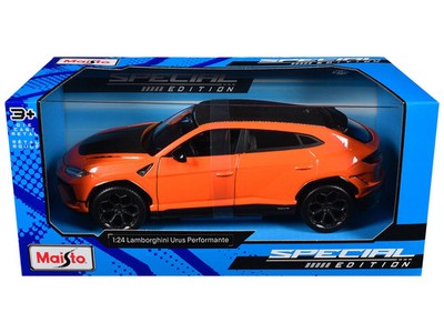 Lamborghini Urus Performante Orange Metallic with Carbon Hood and Top ''Special