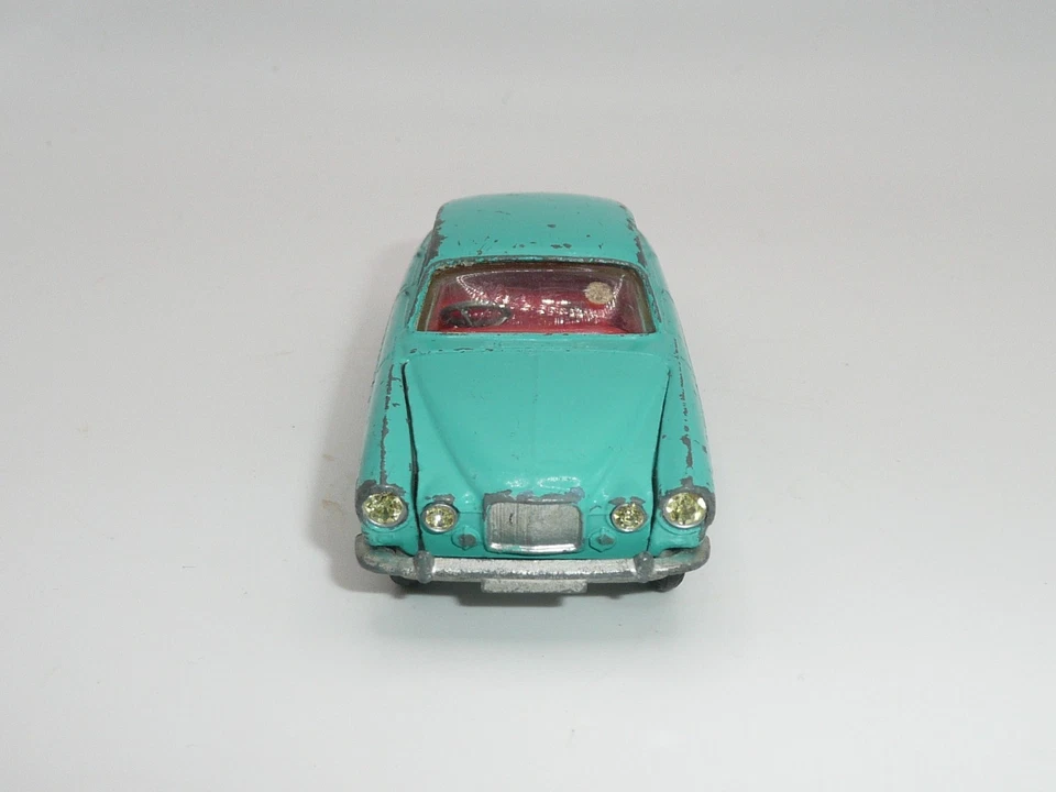 Corgi 238 Jaguar Mark X Sea Green w/case Boxed *original* - Image 3 of 4