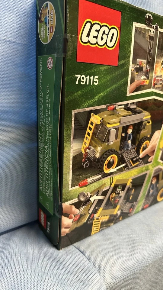 Lego TEENAGE MUTANT NINJA TURTLES 79115 ~ TURTLE VAN TAKEDOWN ~ Sealed Retired - Image 4 of 4