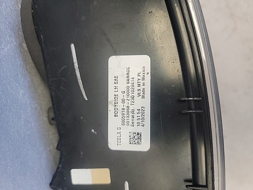 Tesla Model S 2023 Left Tail Light Lamp Complete Assembly 6005918-00-G - Picture 4 of 5