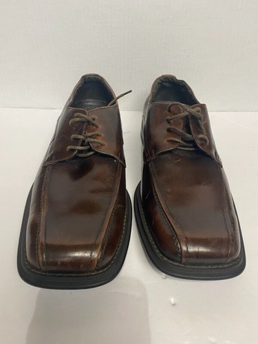 CLAIBORNE CONCEPTS men's lace up low heel brown oxford dress shoes size 9.5 M - Picture 2 of 5