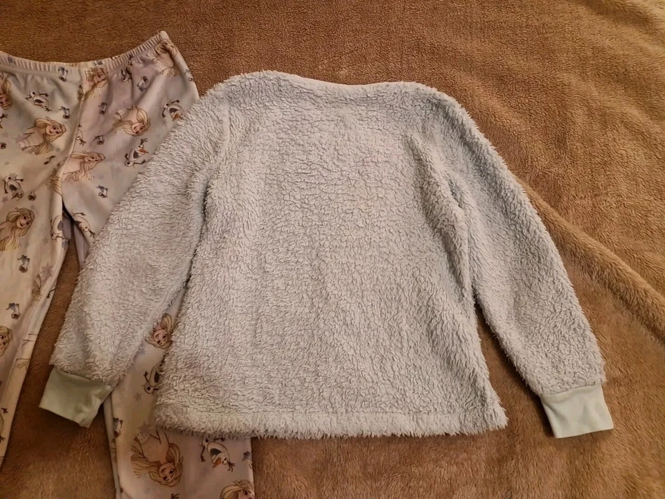 Frozen pyjama size 7-8 years - Elsa - Image 4 of 4