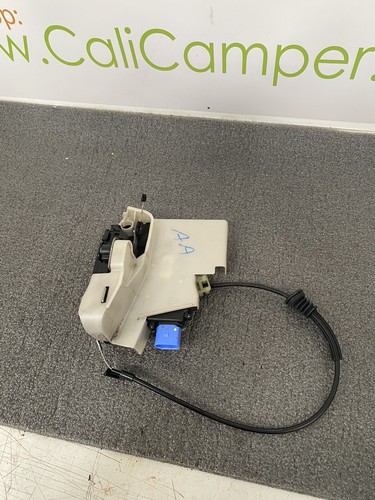 VOLKWAGEN T5 DOOR LOCK MECHANISM INTERNAL DRIVERS SIDE O/S MODULE RIGHT - Picture 5 of 6