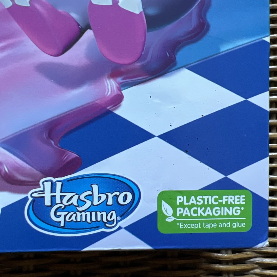 Hasbro Sorry! Fall Guys Ultimate Knockout Game Sliders Board Game 8+ Gaming - Image 3 of 3