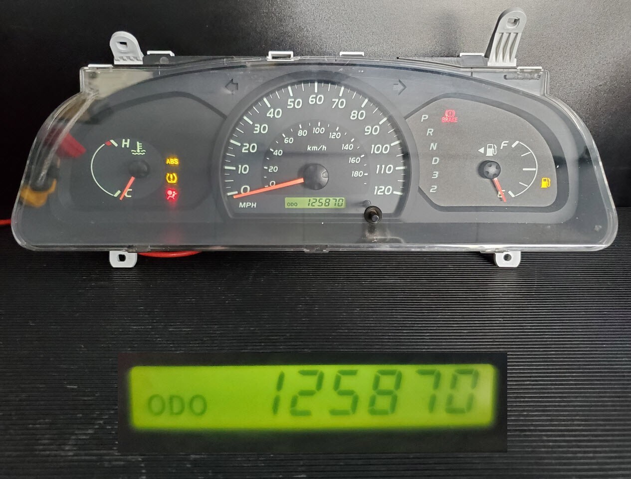 0506 TOYOTA TUNDRA INSTRUMENT CLUSTER GAUGE SPEEDOMETER, 125870 MILES