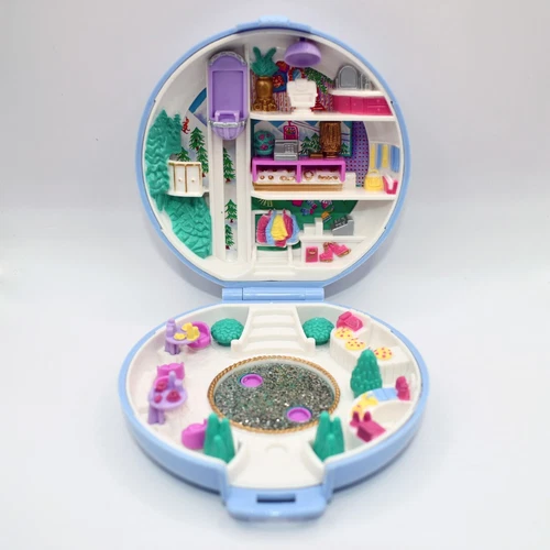 Polly Pocket 1989 Vintage Ice Skating Party Compact Playset Bluebird No Figures