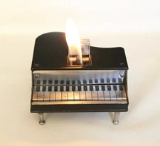 Vintage Figural Grand Piano Metal Table Lighter  in Working Condition 
