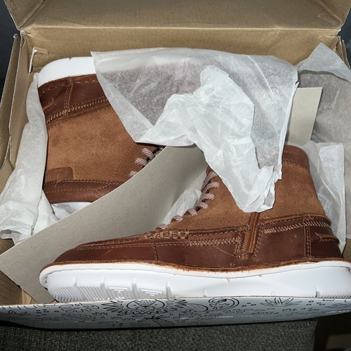 Clarks BANBROOK TRAIL KID DARK TAN LEATHER Brand New Gift Christmas Size Uk 1 - Picture 12 of 12
