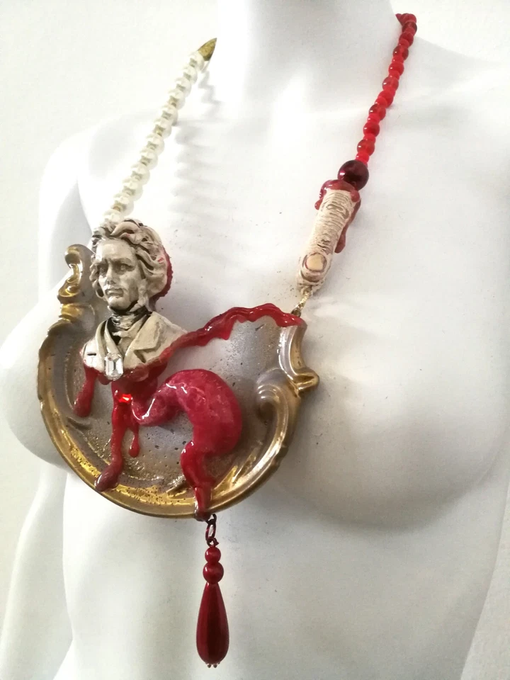 luxury jewelry necklace vintage style pendant baroque dramatic brutalist choker - Image 3 of 4