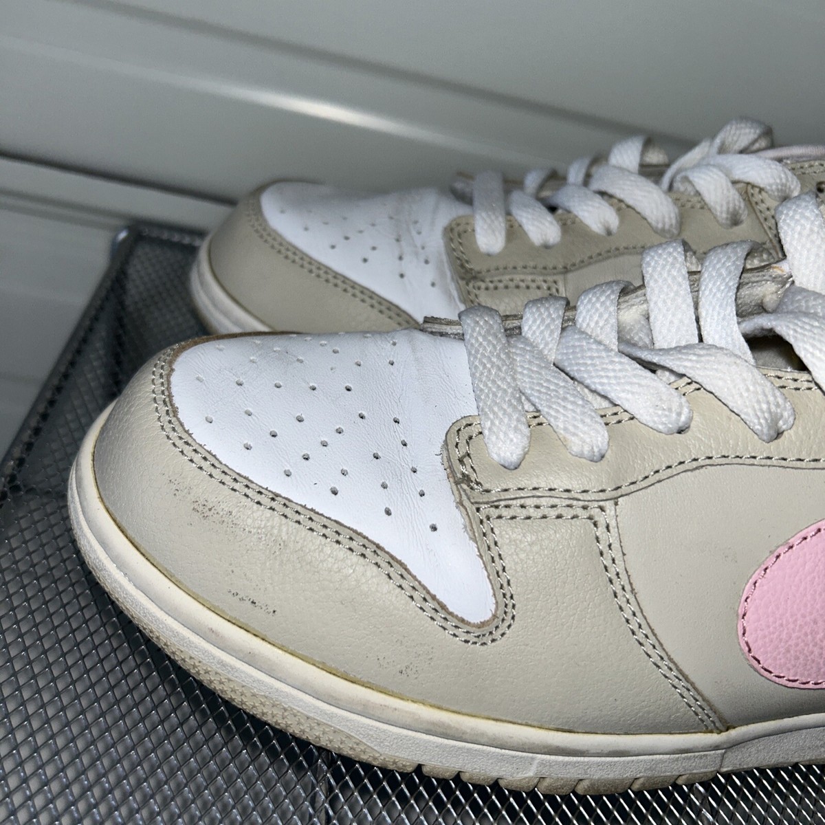 Vintage 2004 Nike Dunk Low Linen Shy Pink Women's Size 9.5 309324