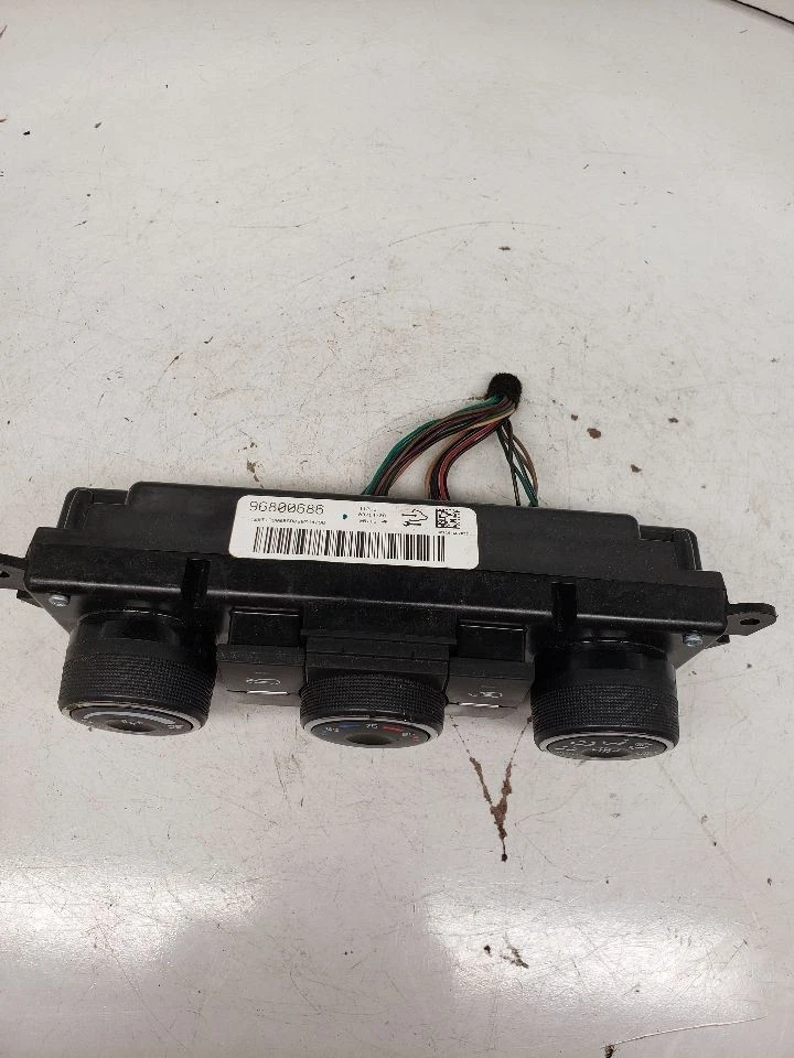 Control de temperatura Control automático Opt C68 EE. UU. Se adapta a 08-10 VUE 1347360 Foto 2 de 4