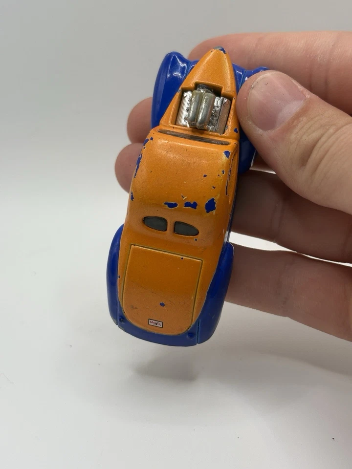 maisto 1941 willys Orange 1:64 Diecast Toy Car Loose  - Image 3 of 4