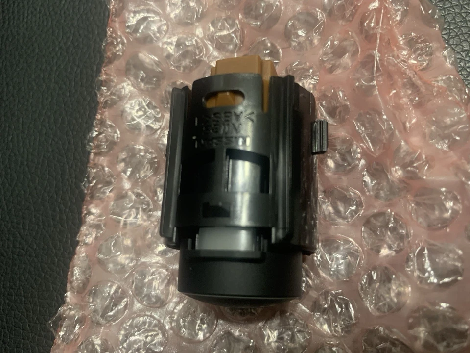 ПОДЛИННЫЙ OEM NISSAN ROGUE 2015-2020 КНОПКА ЗАПУСКА (БЕЗ ЛИЦЕВОЙ ПАНЕЛИ) 251505HA0A - Изображение 2 из 4