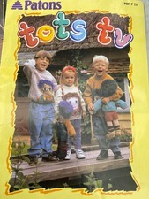 Patons Tots TV Knitting Pattern Book Toys Sweaters, Sac Magique Tiny Tom Tilly