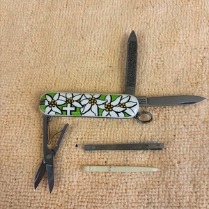 Victorinox Swiss Army Multi-Tool Pocket Knife 58mm Edelweiss Theme