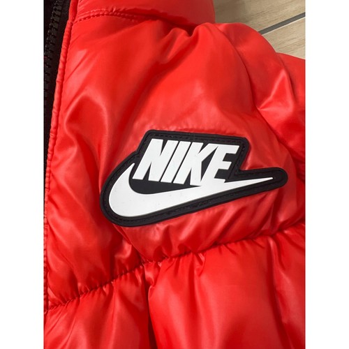 Kids Girl Nike Red Zipper Puffer Jacket Nike Swoosh Logo 6-7 yrs Large - Picture 3 of 14