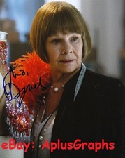 JUDI DENCH... Nine 's Lilli - SIGNED