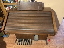 Vintage 1981 Lowrey Parade M375 Electric Organ - Retro Woodgrain - Tested  Rare