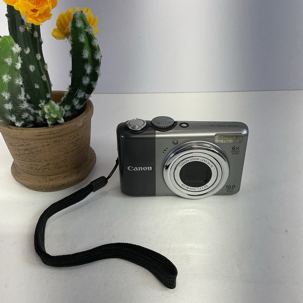 Canon PowerShot A2000 IS 10.0MP Digital Camera - Gunmetal