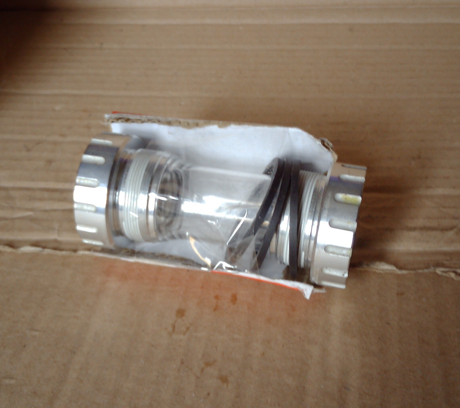 SUNRACE BOTTOM BRACKET SET  BBM97 68/73mm  ENGLISH THREADS FOR  24mm AXLE